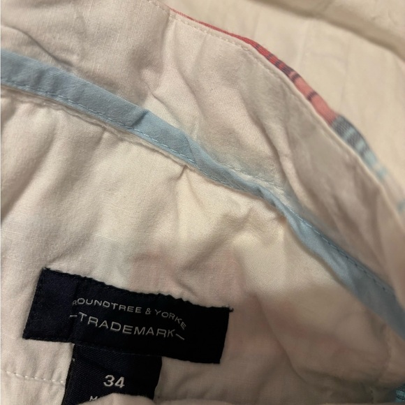 Roundtree & Yorke plaid shorts 32 - Picture 6 of 7